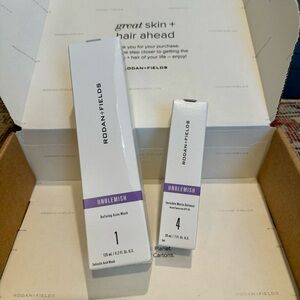 Rodan + Fields Unblemish Skincare Set
